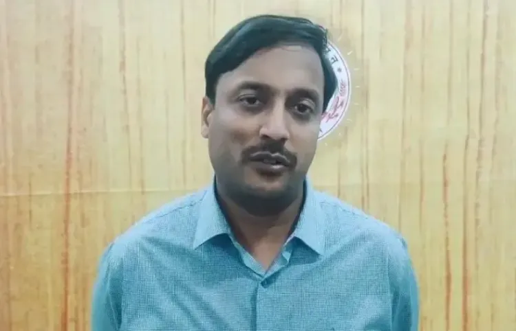 क्या विदिशा कलेक्टर ने छात्रावास अधीक्षक और शिक्षक को अपशब्द कहे और बाद में माफी मांगी?