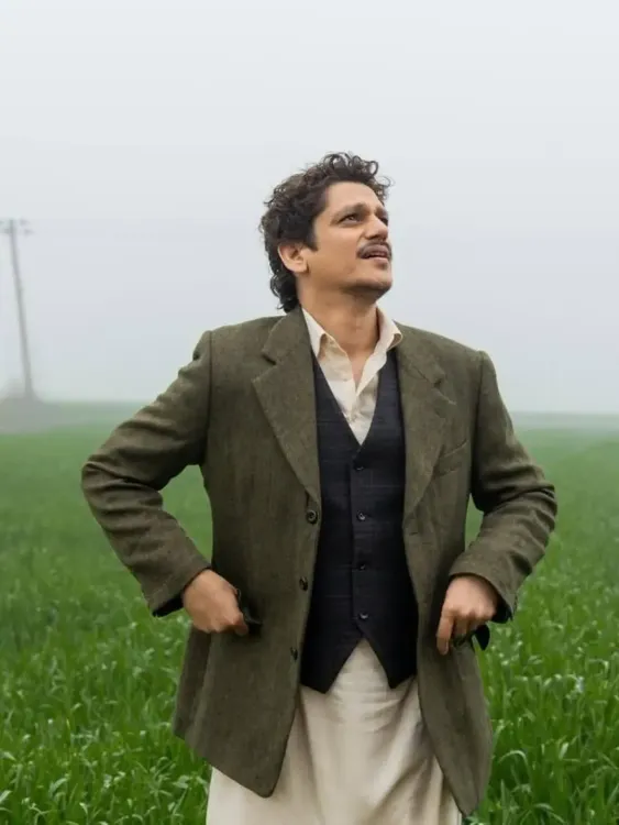 Vijay Varma receives a special gift from Gulzar that left him feeling surreal 