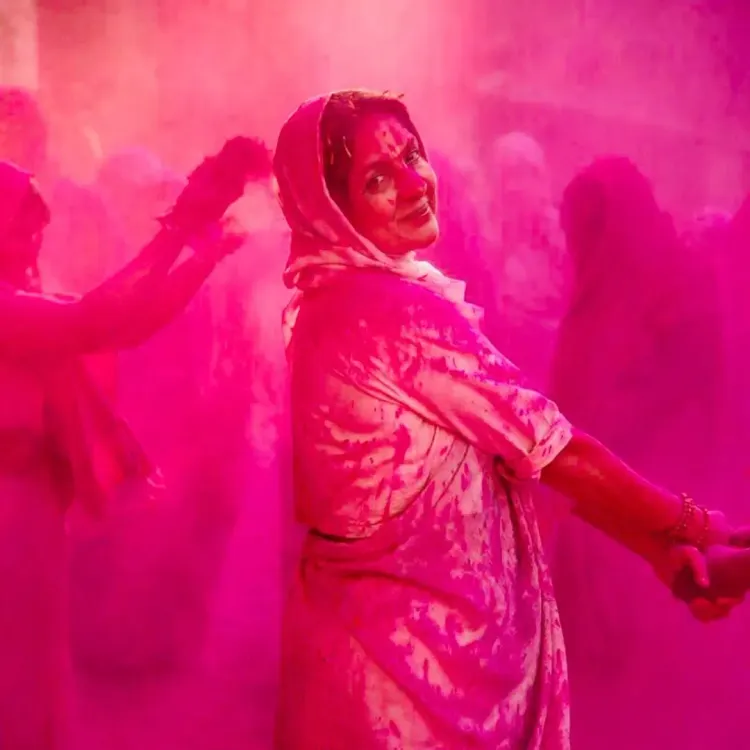 How Vikas Khanna's Journey to Vrindavan Inspired 'The Last Color'