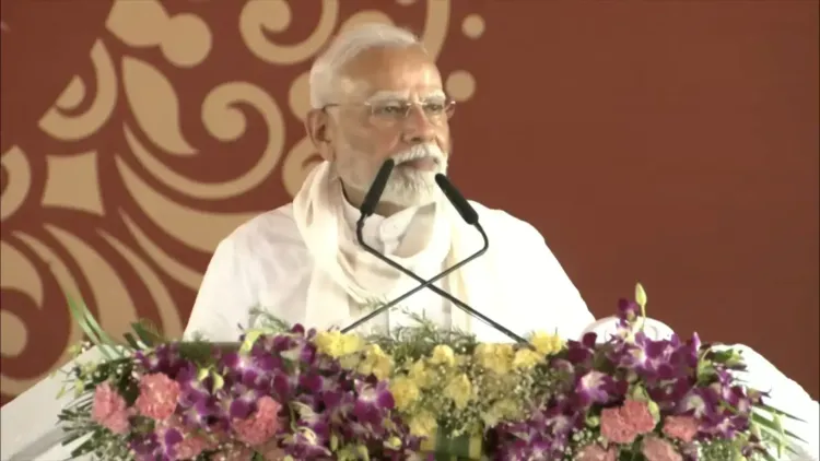 क्या सपा वाले आंकड़ा सुनकर अपनी साइकिल लेकर भाग जाएंगे? पीएम मोदी का योजनाओं पर हमला