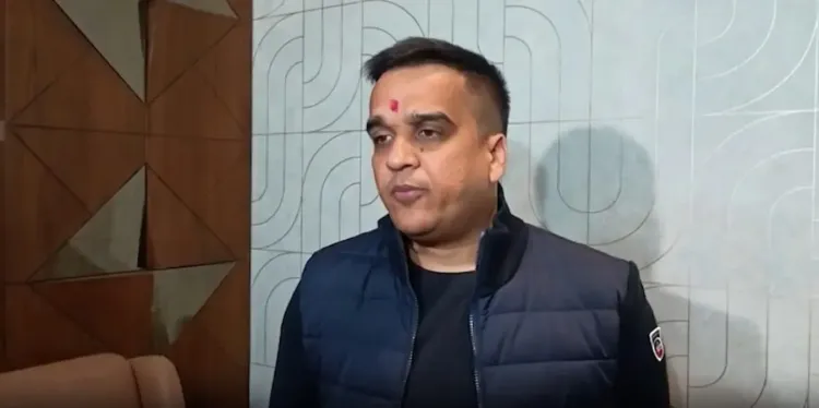 क्या 'विकसित गुजरात 2047' का विजन लेकर राज्य का प्रतिनिधिमंडल दावोस रवाना हुआ?