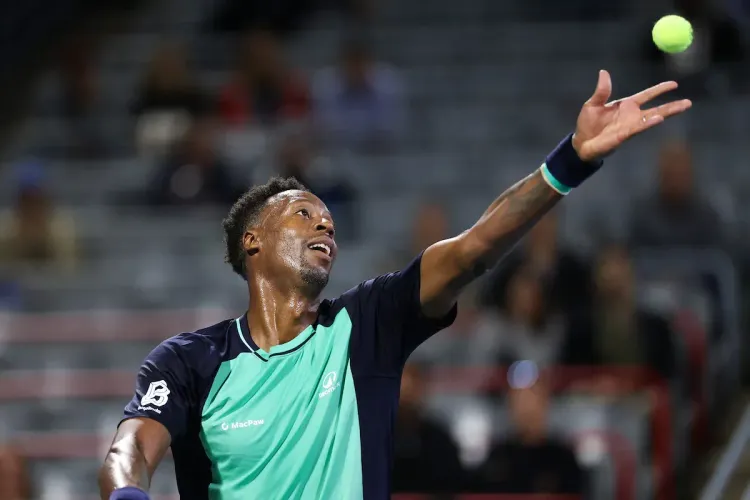 Monfils advances in Montreal farewell; Navone beats Berrettini