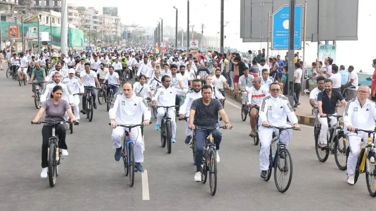 विशाखापत्तनम में ब्रिक्स फ्रेंडशिप साइकिलिंग इवेंट: मांडविया और रक्षा खडसे ने किया नेतृत्व, 6 देशों के मंत्री शामिल