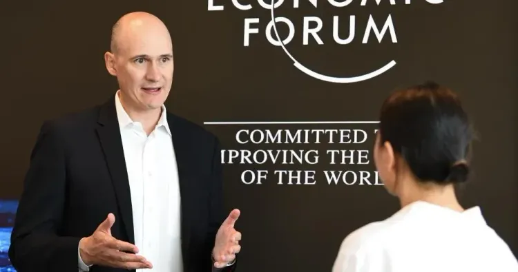 WEF कार्यकारी निदेशक मिरेक डुसेक बोले — चीन बना वैश्विक नवाचार का प्रमुख केंद्र