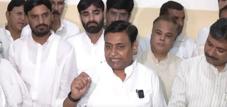 विश्वेंद्र सिंह की 'बगावत' पर डोटासरा बोले — 'बड़े भाई हैं, लिखित में भावनाएं पूछेंगे'