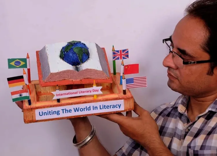 क्या विश्व साक्षरता दिवस डिजिटल युग में शिक्षा के नए मायने उजागर करता है?