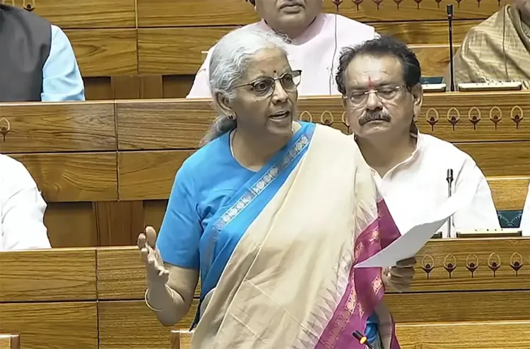 वित्त मंत्री निर्मला सीतारमण का बयान: वित्त वर्ष 26 का राजकोषीय घाटा रहेगा संशोधित अनुमानों के अनुरूप