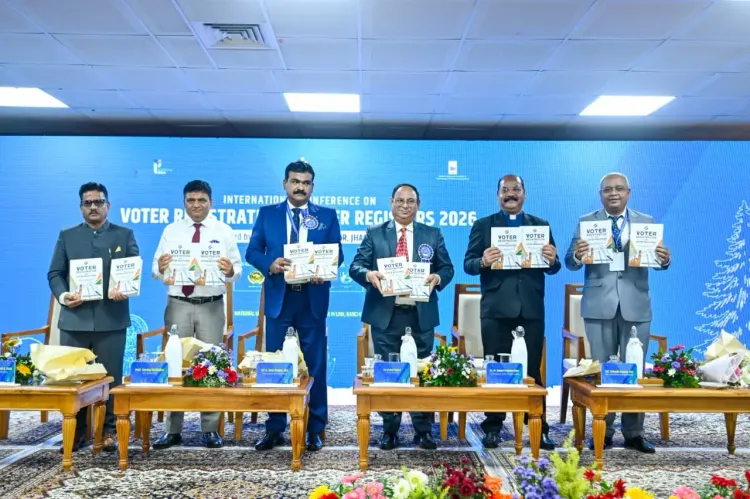 रांची में मतदाता सूची सुधार पर अंतरराष्ट्रीय कॉन्फ्रेंस, विशेषज्ञों ने कहा — AI के साथ जमीनी सत्यापन अनिवार्य