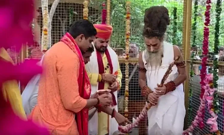 बृजभूषण शरण सिंह ने वृंदावन में रितेश्वर महाराज का लिया आशीर्वाद, बरी होने के बाद पहला कार्यक्रम