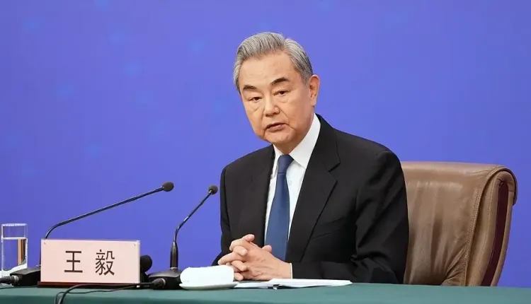 वांग यी और अफगान विदेश मंत्री के बीच महत्वपूर्ण फोन वार्ता