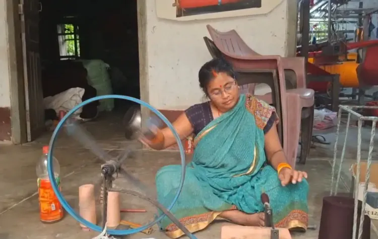 How is Mudra Yojana Transforming Women Artisans in Bihar's Bagaha?