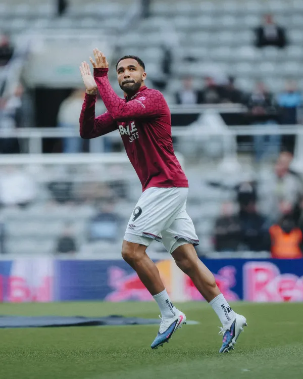 West Ham on brink of Premier League relegation after 3-1 loss at Newcastle