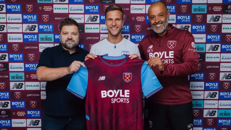Joel Veltman signs for West Ham on one-year deal in Championship push