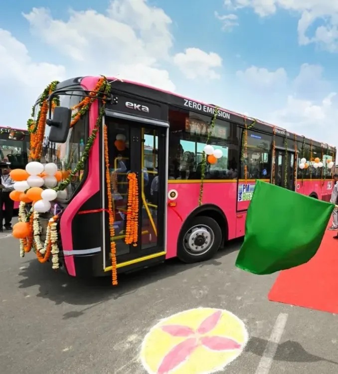 Jaipur smart electric bus locked 30 passengers after matchstick jammed SOS button