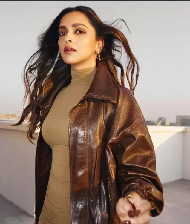 How Did Deepika Padukone Thank SRK and Farah Khan for Her Easy Debut in 'Om Shanti Om'?