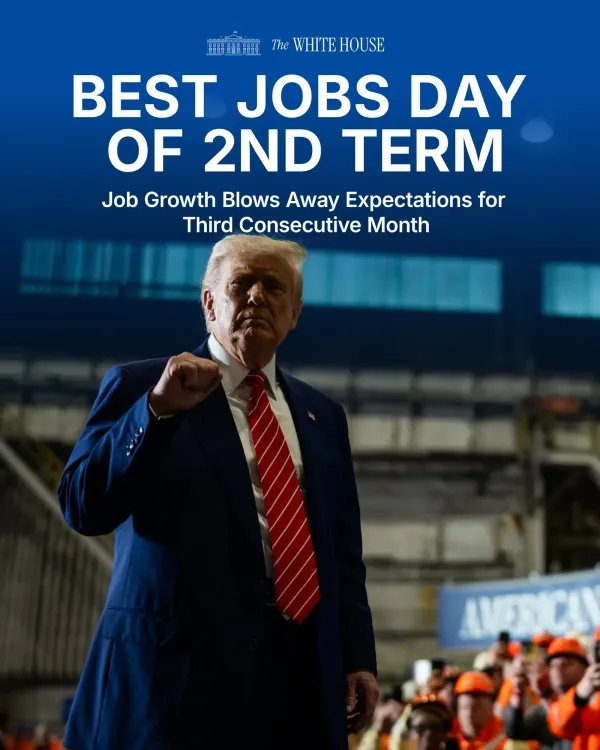 White House Mocks Critics With 'PANICAN' Post