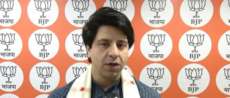 Who is the rotten mango in Congress?
