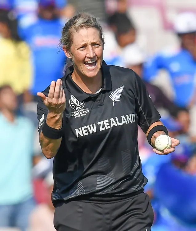 Will New Zealand Bat First Against England in Devine’s Farewell Game?