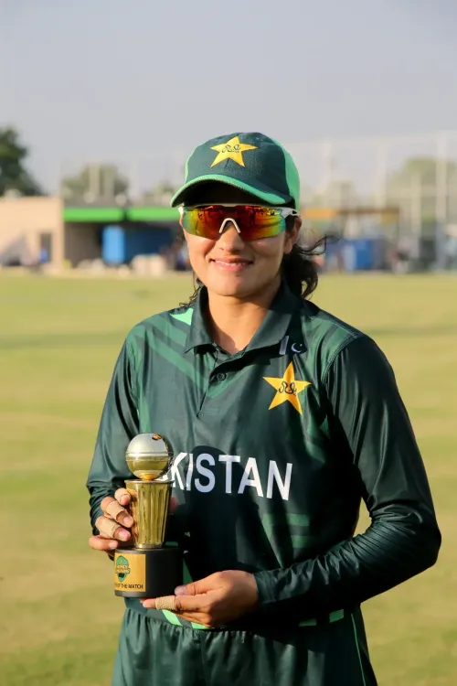 गुल फिरोजा पर ICC का जुर्माना: विमेंस टी20 वर्ल्ड कप 2026 में बल्ला फेंकना पड़ा महंगा