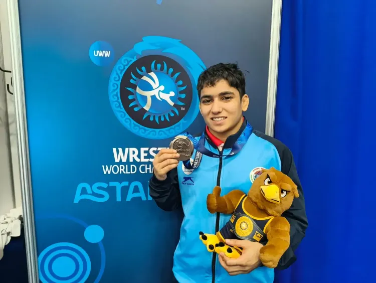 Kajal Dhochak, Neelam Sirohi win silver at World Wrestling Championships in Astana