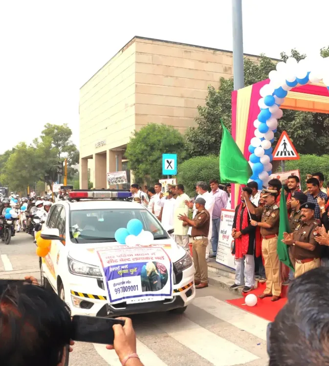 क्या यातायात माह 2025 के तहत नोएडा पुलिस ने प्रभावी अभियान चलाया?