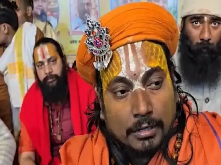 क्या संत समाज ने कांग्रेस नेता पृथ्वीराज चव्हाण के बयान की निंदा की?