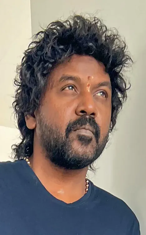 How Does Raghava Lawrence's Encouragement Fuel His Service?