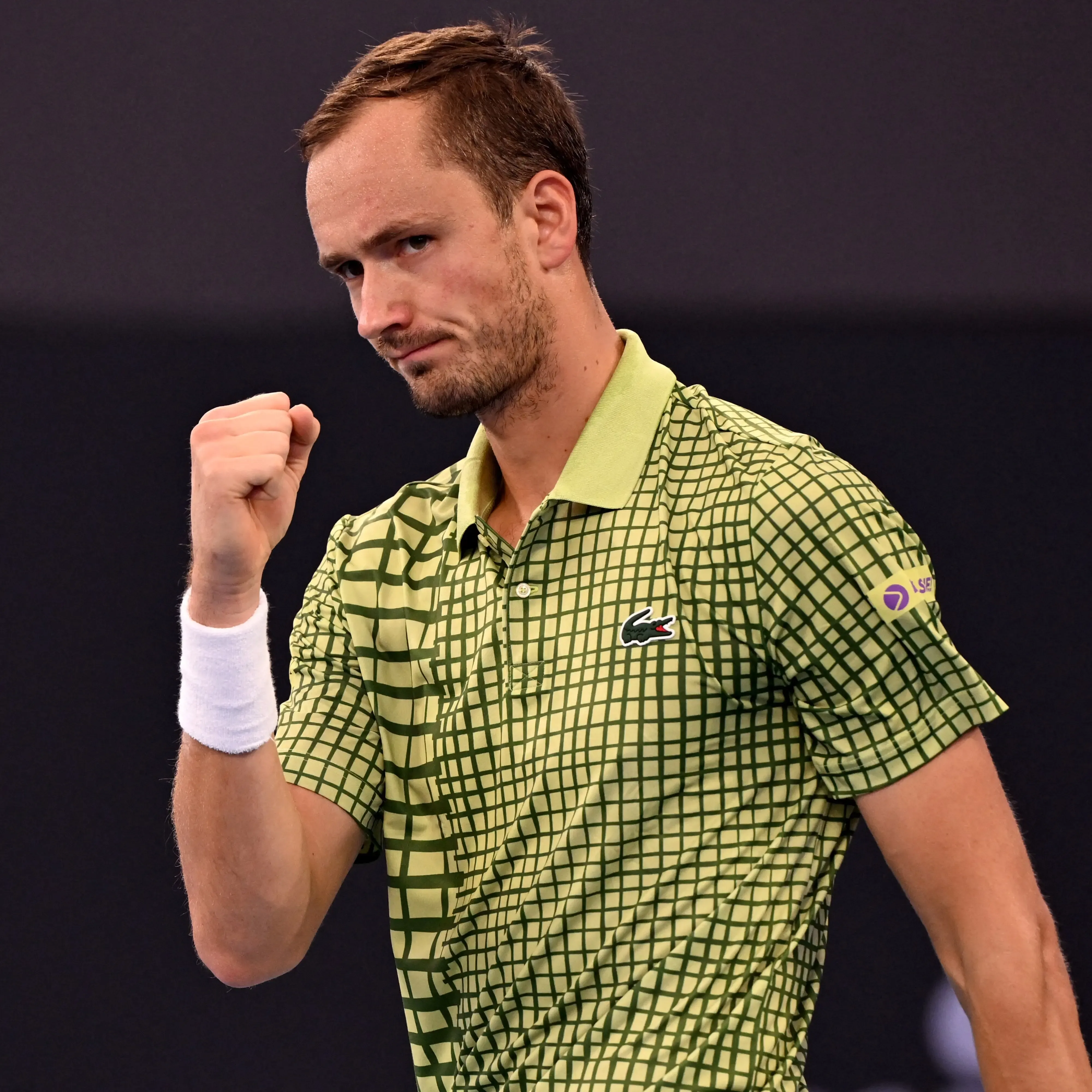How Did Medvedev Secure His Spot in Brisbane QF?