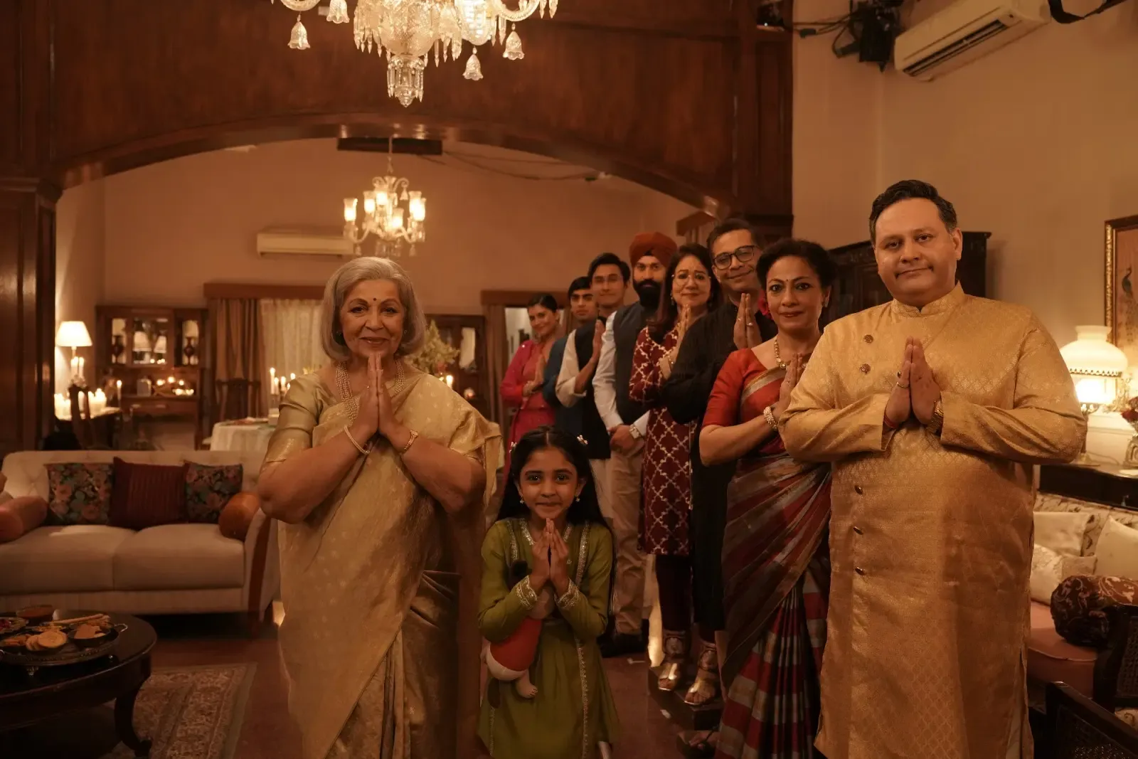 Meethe Mein Kya Hai trailer: Diwali family reunion drama lands on Netflix 30 Oct