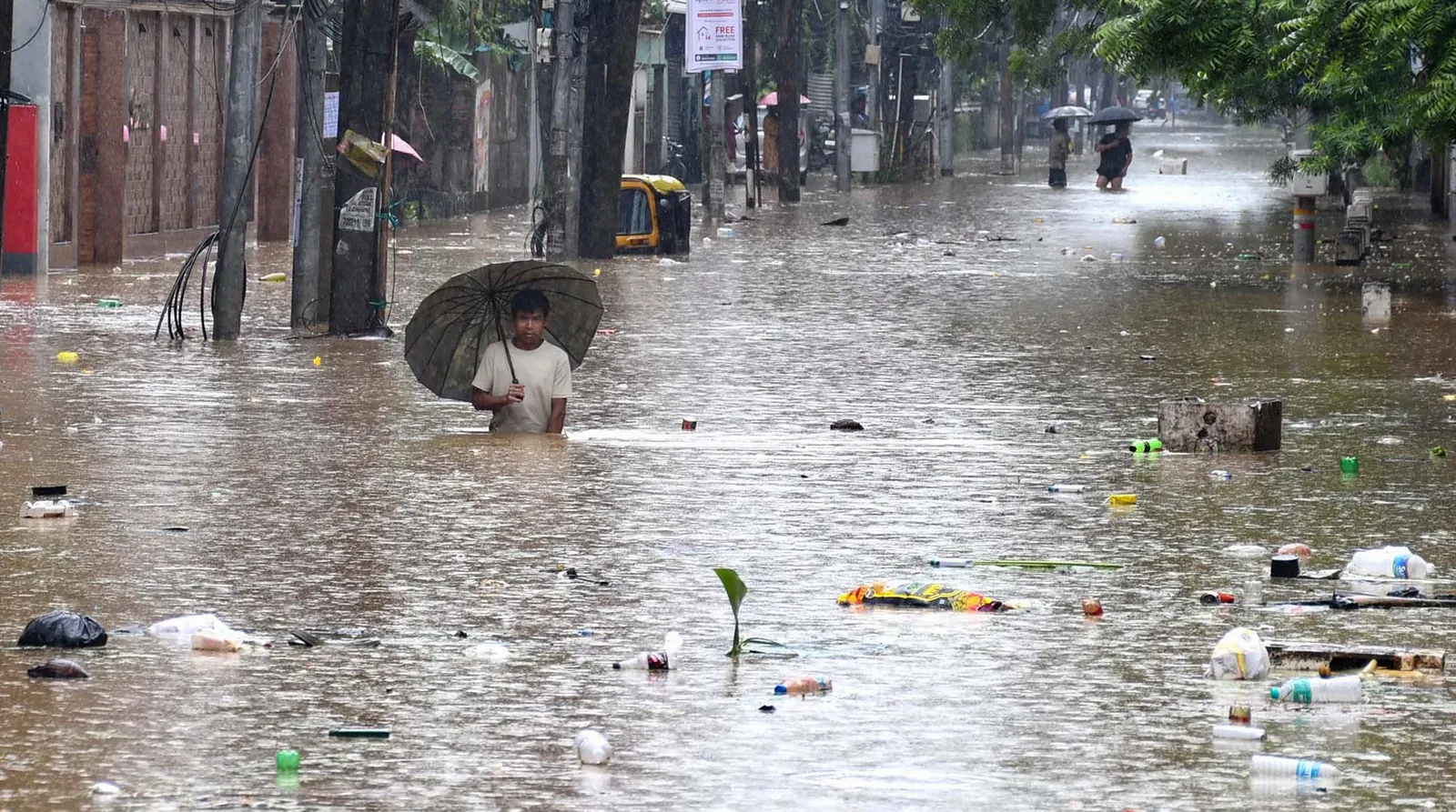 Meghalaya donates ₹1 crore to Assam flood relief fund