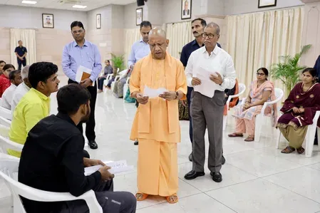 सीएम योगी का खिलाड़ियों को संदेश: अंतरराष्ट्रीय पदक लाओ, सरकारी नौकरी पाओ
