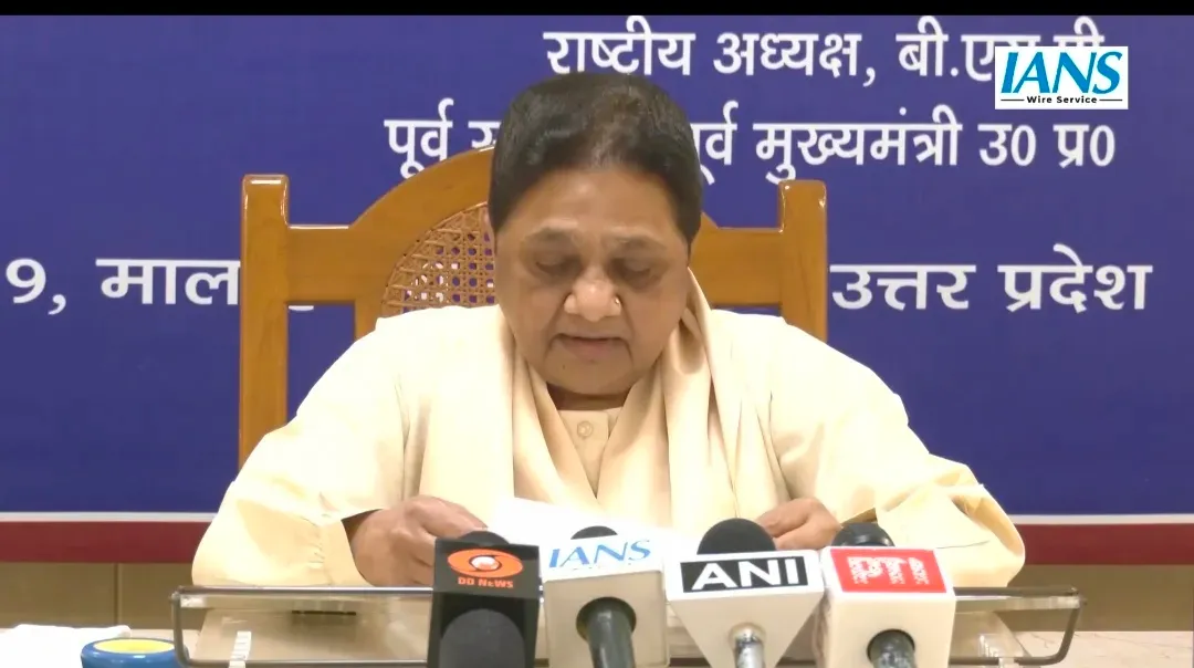 मायावती का तीखा हमला: मेरठ-सहारनपुर जैसी घटनाओं में हिंसा भड़काकर राजनीति करने वालों से सावधान रहें