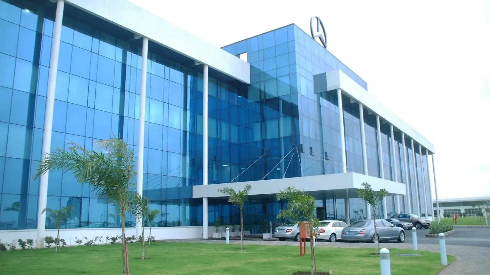Mercedes-Benz India Q3 2026: Best-ever quarter with 5,422 units, 6% YoY rise