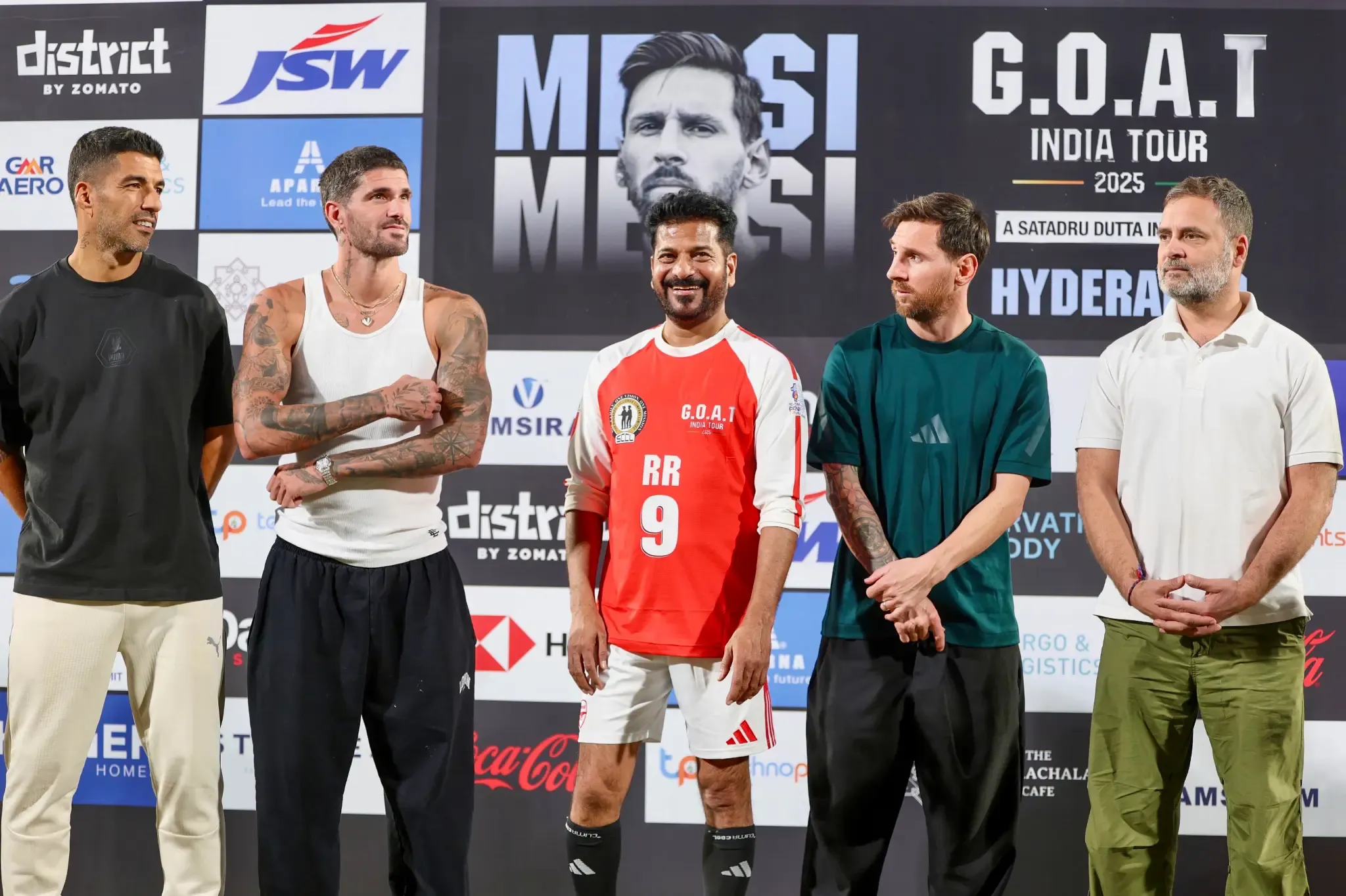 क्या मेसी हैदराबाद के उप्पल स्टेडियम पहुंचे, राहुल गांधी और सीएम रेवंत रेड्डी से की मुलाकात?