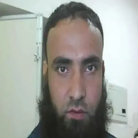 दिल्ली पुलिस ने मेट्रो पोस्टर मामले के प्रमुख आरोपी शब्बीर लोन को गिरफ्तार किया
