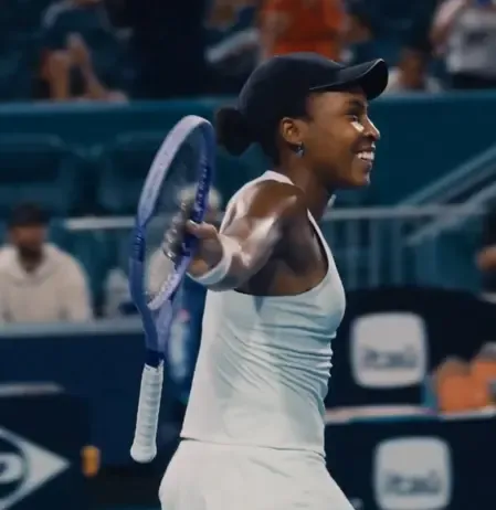 मियामी ओपन: कोको गॉफ ने बेलिंडा बेनकिक को हराया, सेमीफाइनल में कैरोलिना मुचोवा से मुकाबला