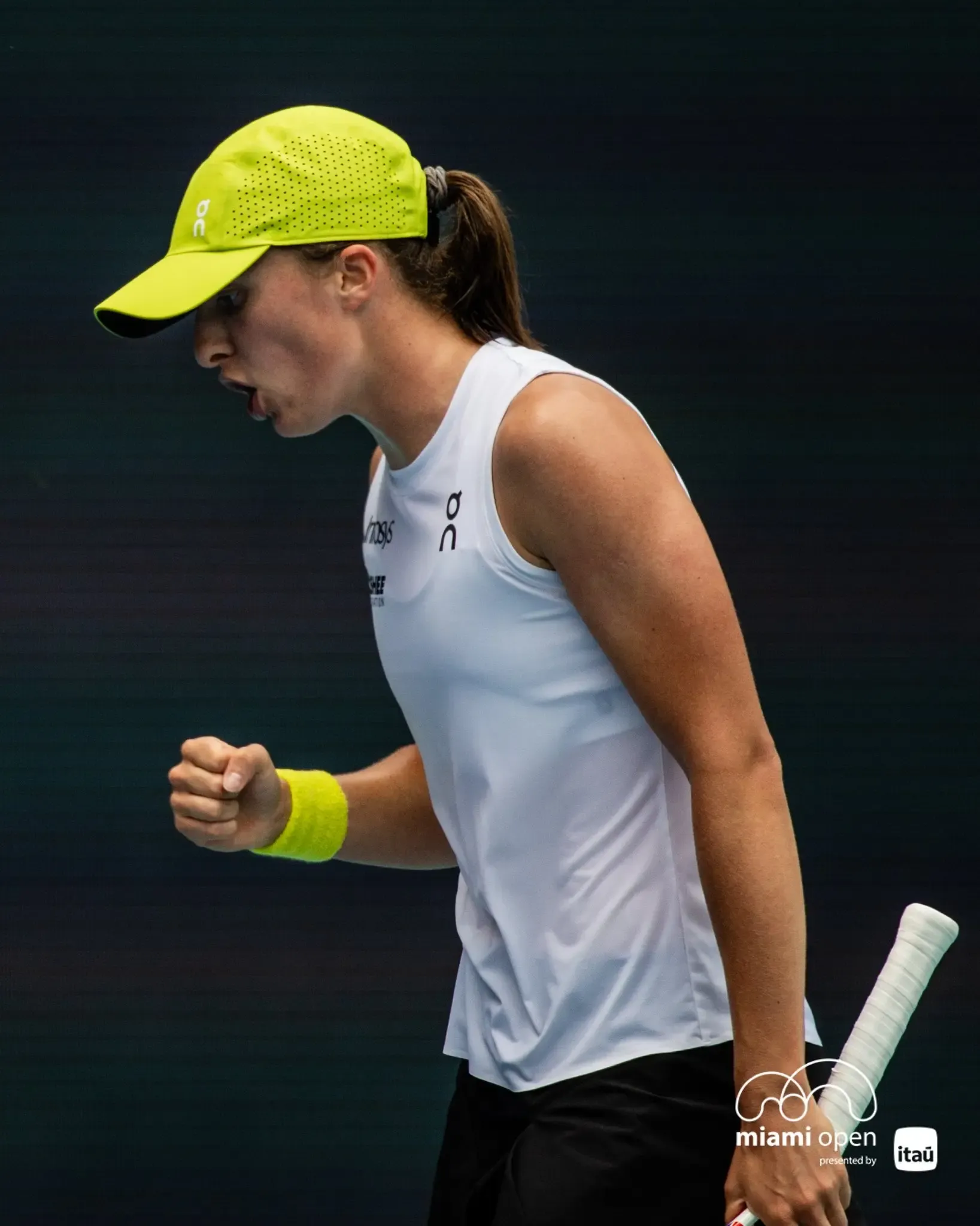 Miami Open: Swiatek Triumphs Over Svitolina; Eala Advances After Badosa's Withdrawal