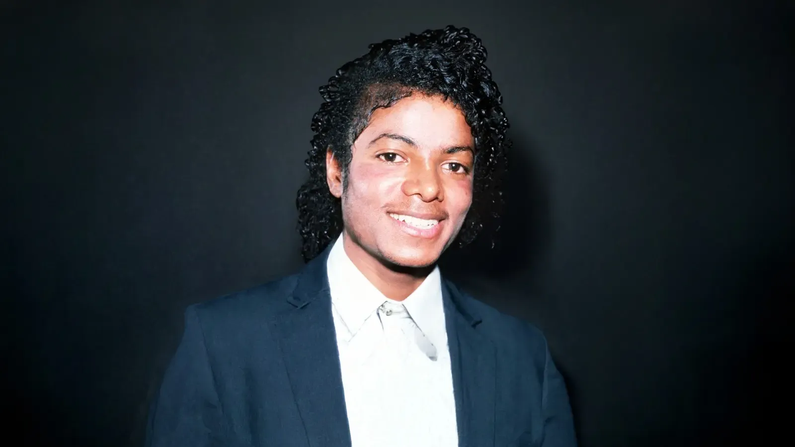 4 Siblings Accuse Michael Jackson Estate of Sexual Abuse Cover-Up