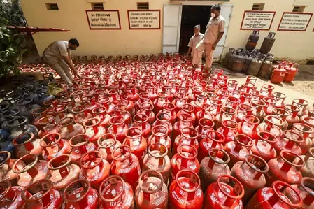 Rising Middle East Tensions Lead to Hike in LPG Prices