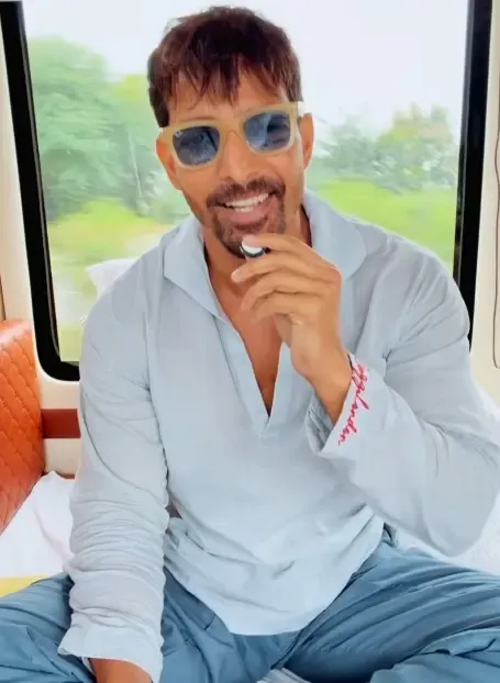 क्या मिलाप जावेरी ने हर्षवर्धन राणे की तारीफ की? एक्टर ने मजेदार जवाब दिया!