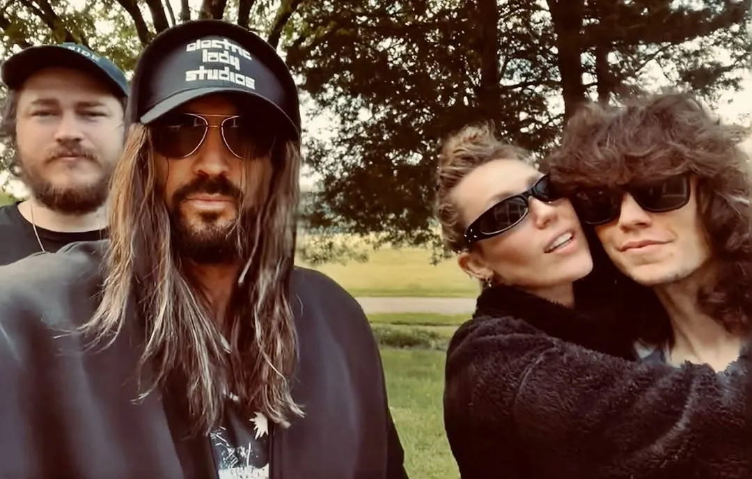 Did Miley Cyrus Reconnect with Her Estranged Father Billy Ray?