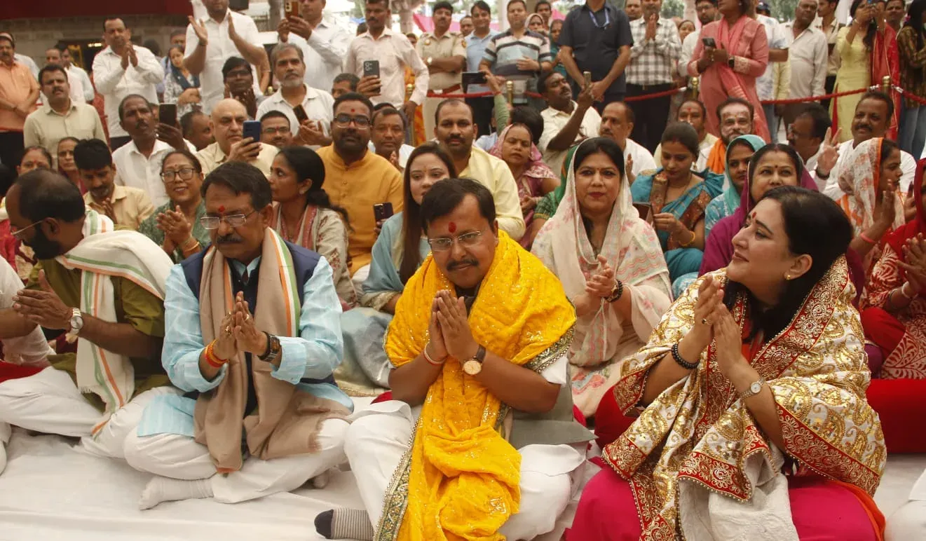 PM Modi becomes longest-serving elected PM at 4,399 days; BJP holds nationwide prayers