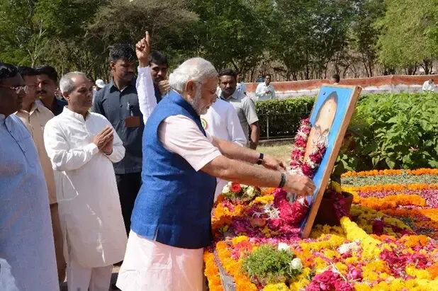 मोदी आर्काइव ने किया बड़ा खुलासा, बाबासाहेब की भूमिका पर दिया जोर