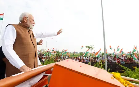 Modi kahin nahi jaayega: Gujarat rallies behind PM Modi after Kharge remark row