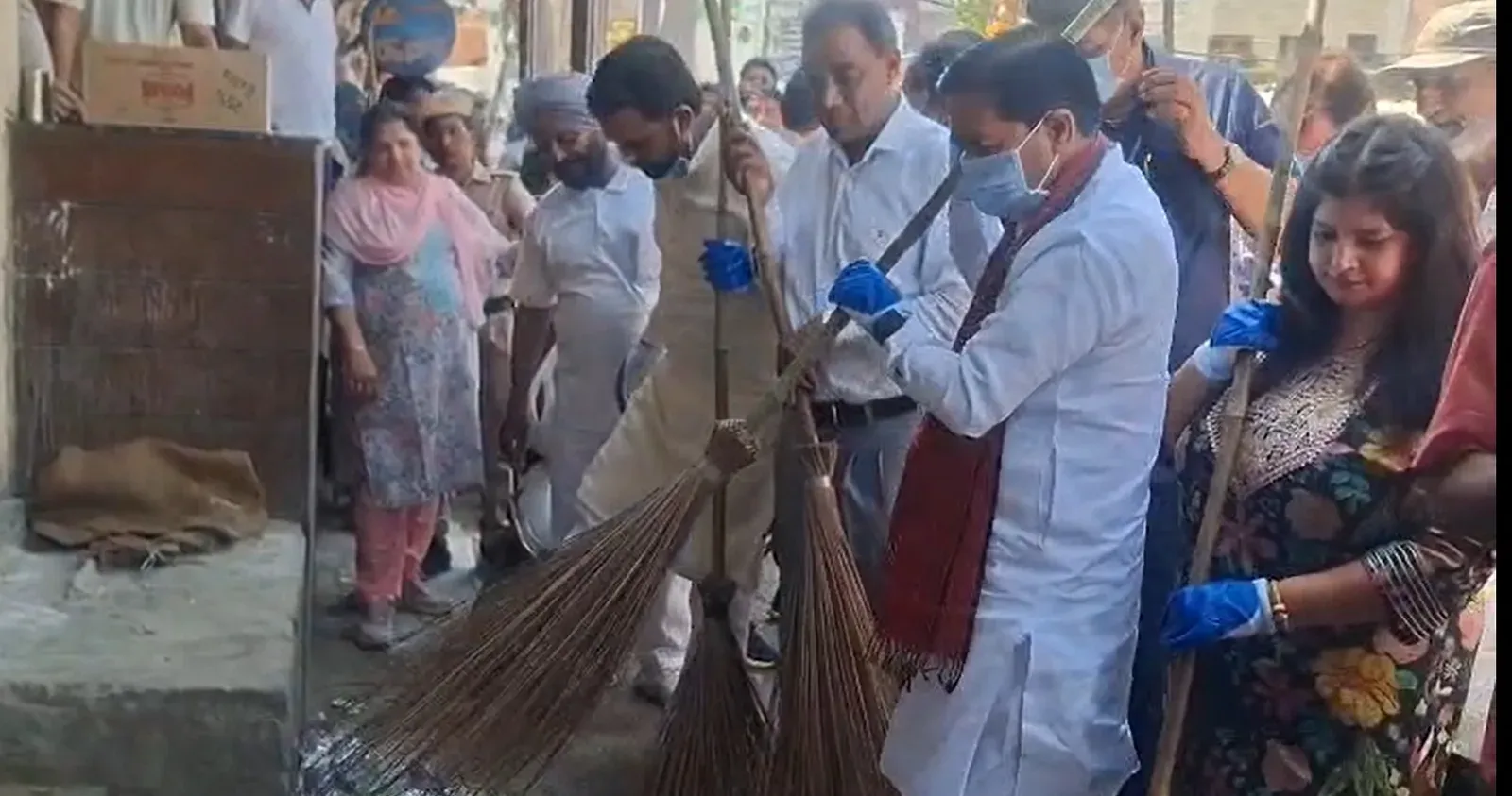 अंबाला में स्वच्छ भारत मिशन: केंद्रीय मंत्री बी.एल. वर्मा ने कहा — मोदी सरकार के 12 वर्ष विश्वास, विकास और जनकल्याण को समर्पित