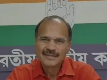 मोदी-ट्रंप की बातचीत पर नौकरशाह नहीं, पीएम को खुद जवाब देना चाहिए : अधीर रंजन चौधरी