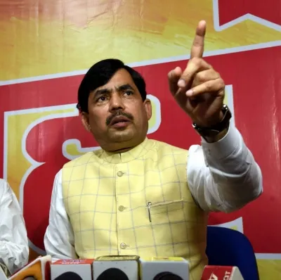 मोहम्मद साहब के नाम पर विवाद फैलाना गलत : शाहनवाज हुसैन