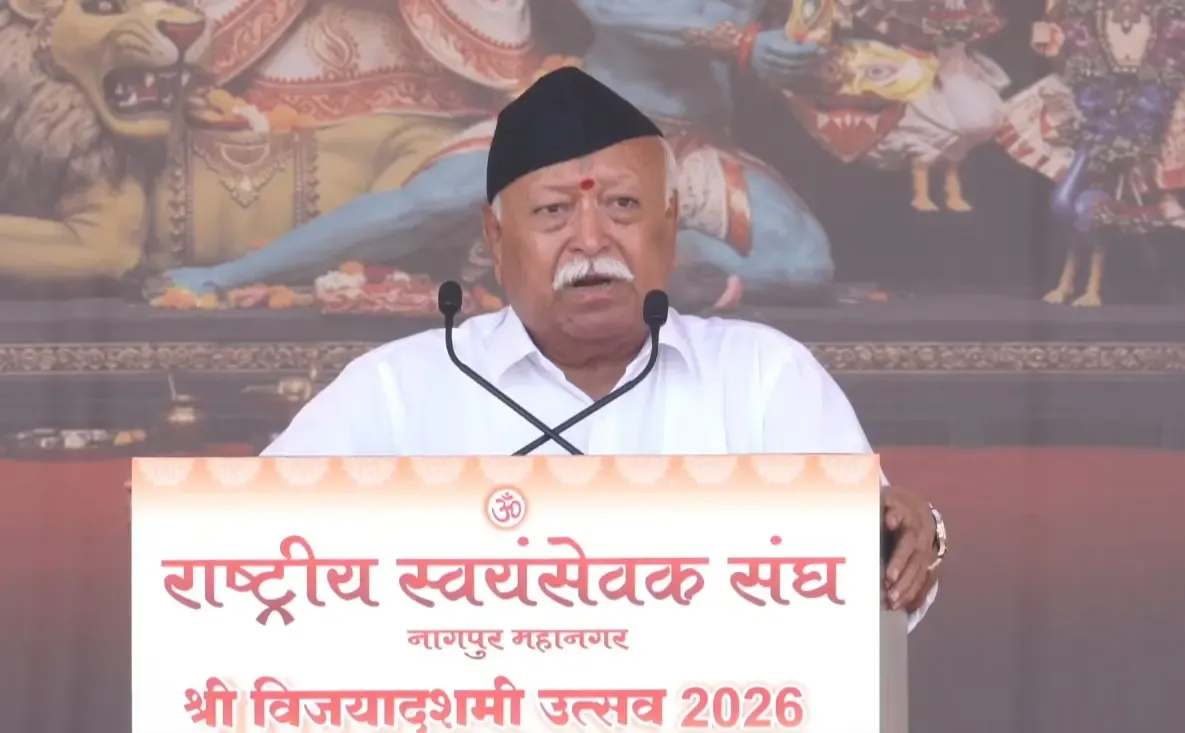 मोहन भागवत का नागपुर विजयादशमी उत्सव में संबोधन: नई पीढ़ी नशे की गिरफ्त में, OTT पर नियंत्रण ज़रूरी