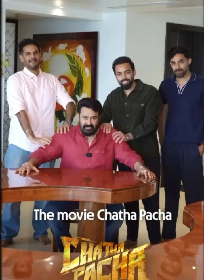 Did Mohanlal Just Buy the First Ticket of Mammootty's 'Chatha Pacha'?