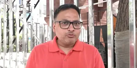 क्या मोहिबुल्लाह नदवी और आजम खान के बीच कोई विवाद है?